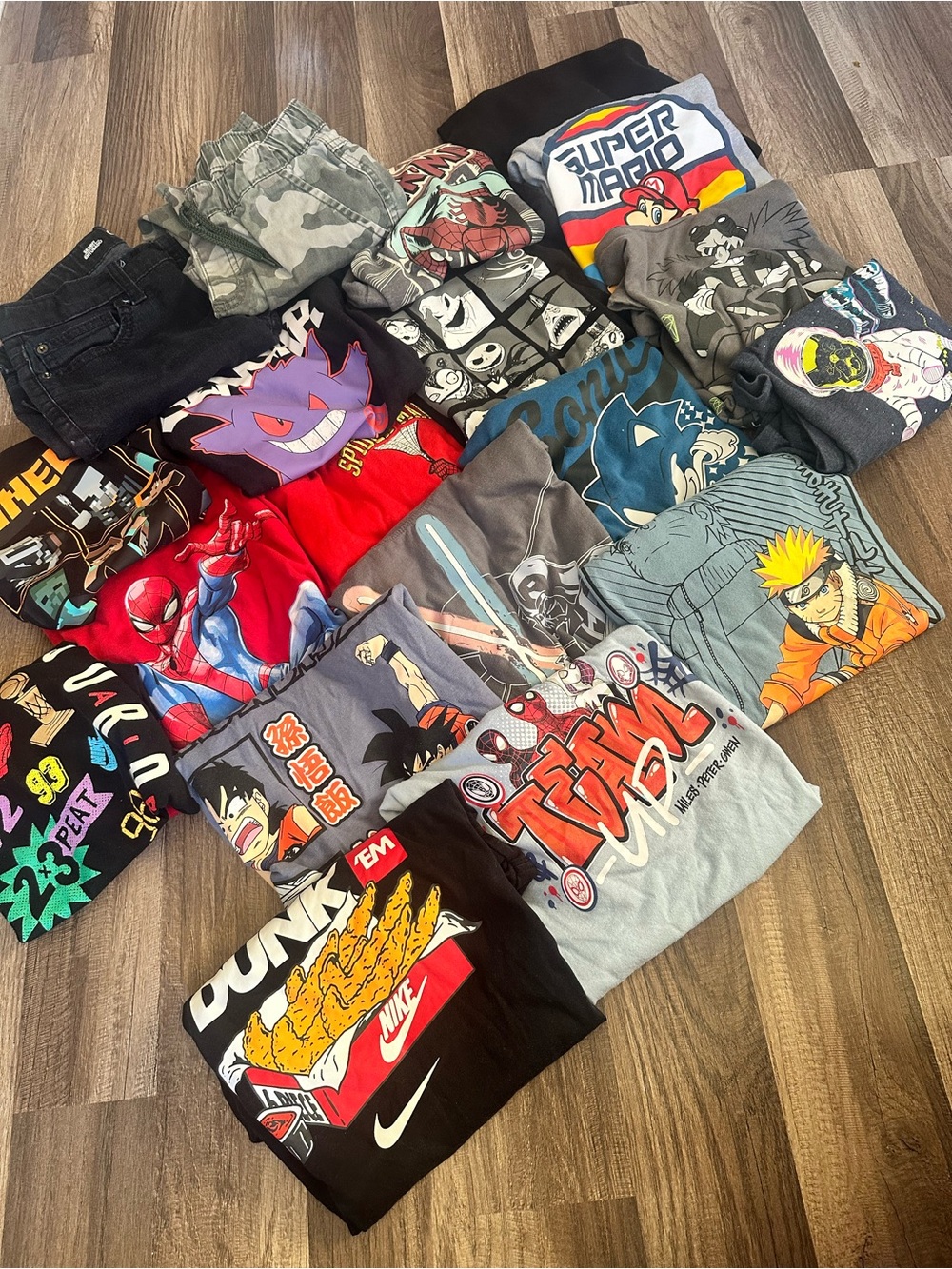Bundle 19 piece boys clothes size M